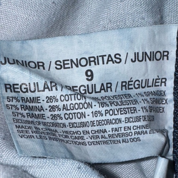 L.E.I. Women's 9 Regular Ashley Lowrise Distressed Leather Braided Pocket Jeans - Picture 5 of 10